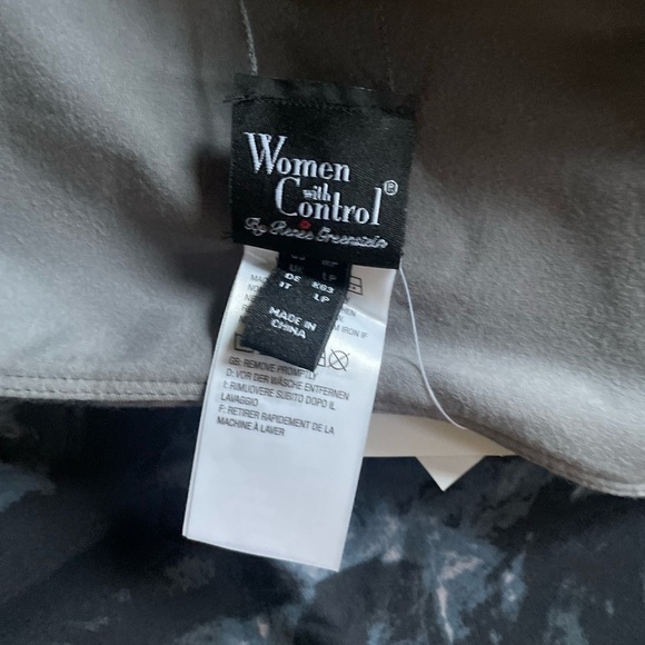 Women With Control Renee’s Reversible Pencil Skirt - Picture 5 of 7